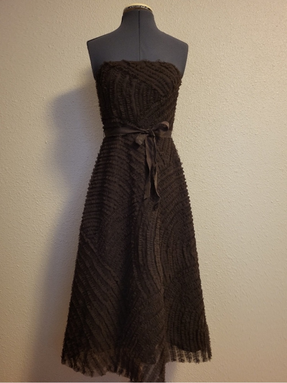 BCBGMAXAZRIA Brown Ruffled Strapless Dress Size 6